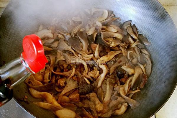 肉片炒蘑菇的做法图解10