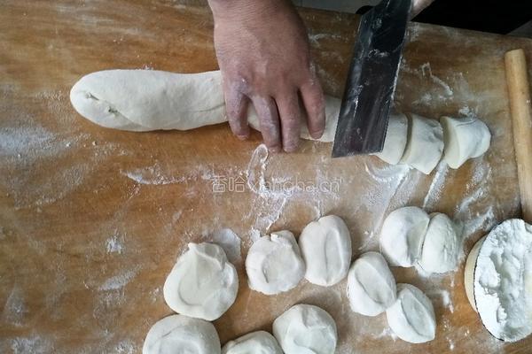 玫瑰豆包的做法图解2