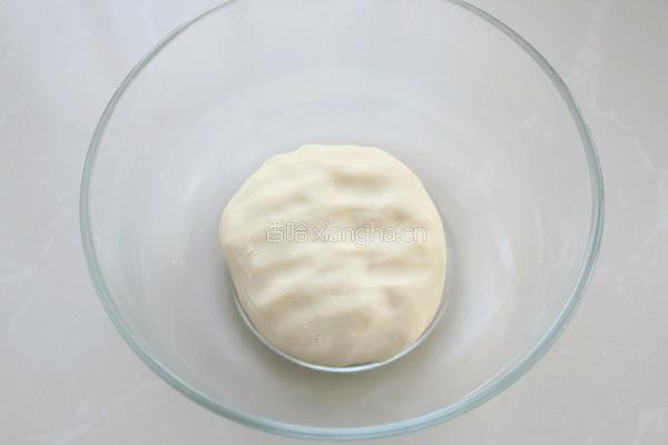 蛋黄酥的做法图解1