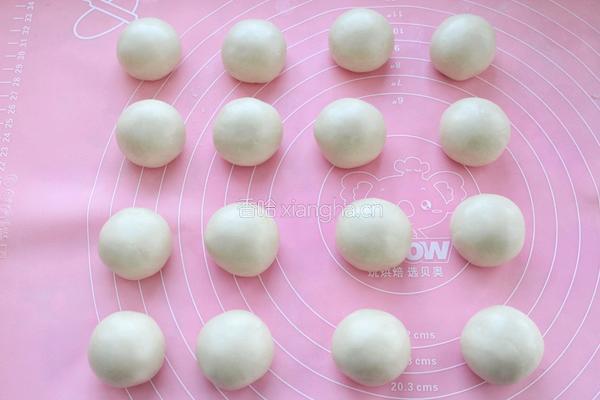 蛋黄酥的做法图解9