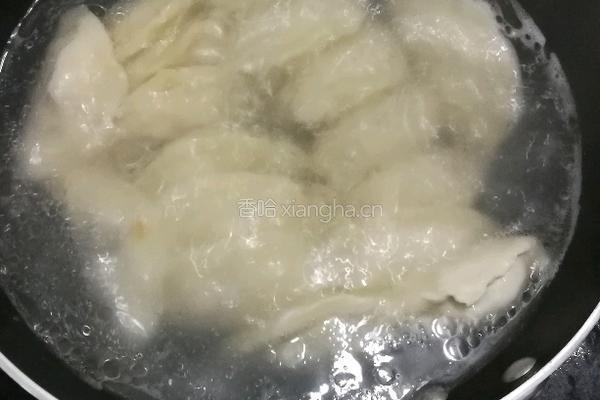 木耳红萝卜猪肉饺子的做法图解8
