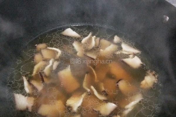 酸豆角腊肉焖饭的做法图解4