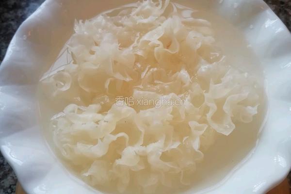 雪耳杞子红薯糖水的做法图解4