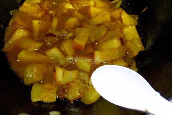 五花肉炖萝卜的做法图解12