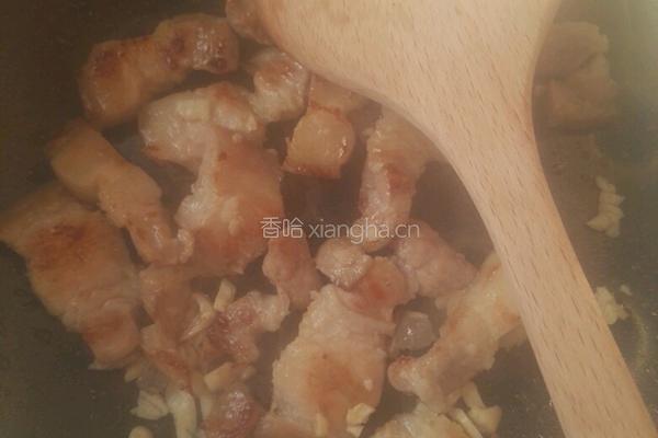 五花肉炖土豆片的做法图解3