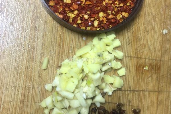 凉拌菠菜的做法图解6