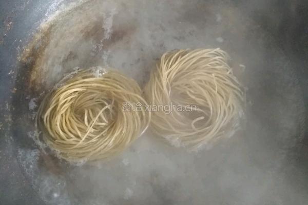 鸡蛋炒粉的做法图解2
