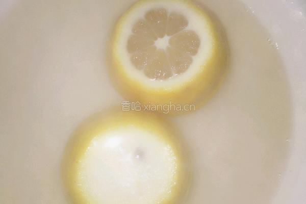 柠檬百香果蜂蜜水的做法图解2