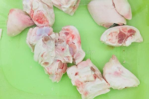 双椒炒猪蹄的做法图解2