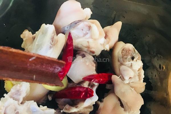 双椒炒猪蹄的做法图解12