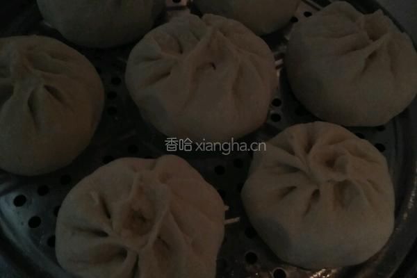 家常猪肉酸菜馅包子的做法图解7