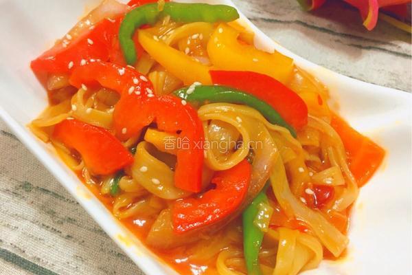 三椒炒冷面的做法图解1