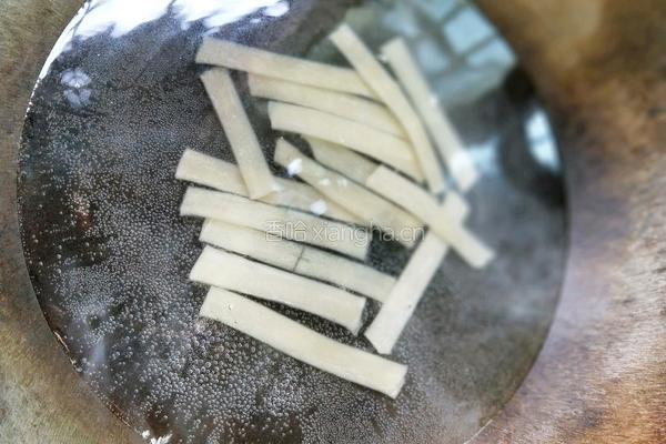 炸土豆花的做法图解5