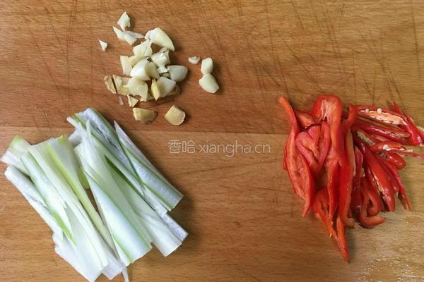 羊肉片炒香菜的做法图解3