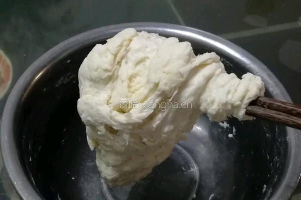 椒盐大饼的做法图解2
