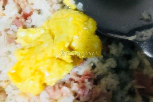 培根鸡蛋炒饭的做法图解17