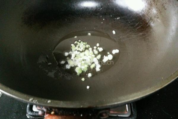 鲜果炒鸡丁的做法图解4