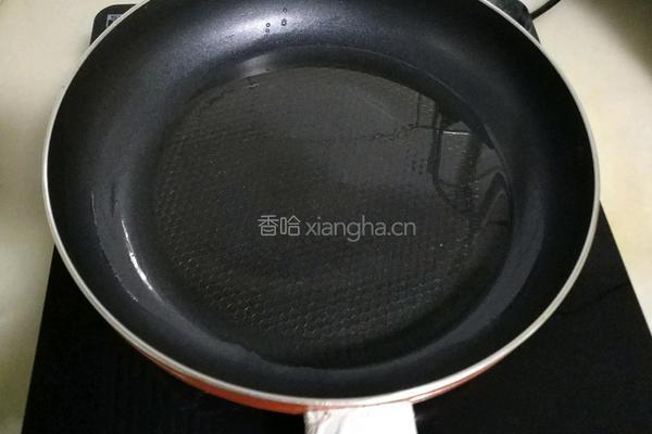 白菜炒干豆腐的做法图解3