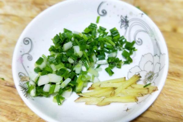 臭千张蘑菇汤 的做法图解4