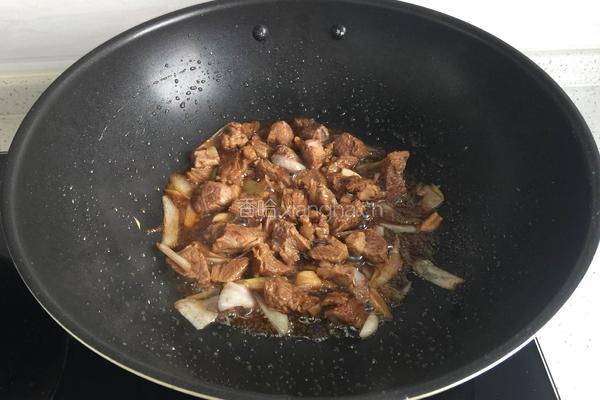 牛肉炖萝卜的做法图解6