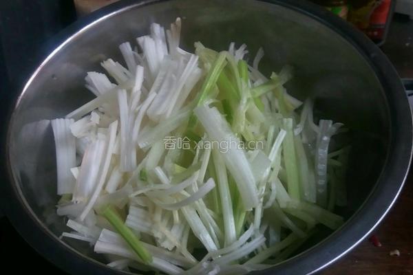 酸辣鸡胗的做法图解3