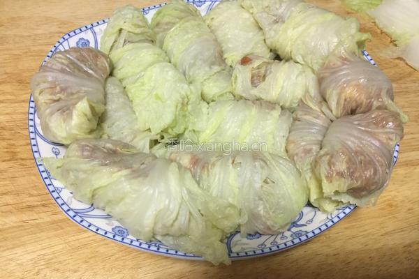白菜包肉的做法图解3