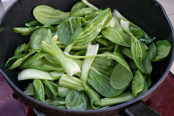 香菇炒油菜的做法图解5