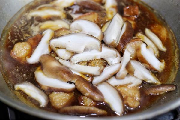 莴苣香菇红烧肉的做法图解11