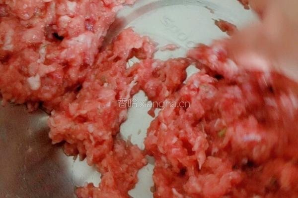猪肉茴香水饺的做法图解4