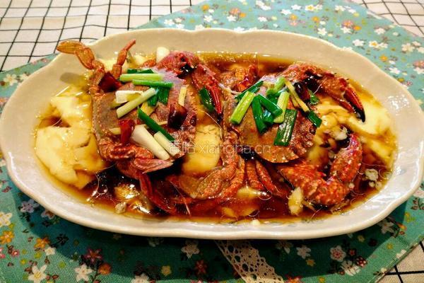 石头蟹蒸豆花的做法图解4