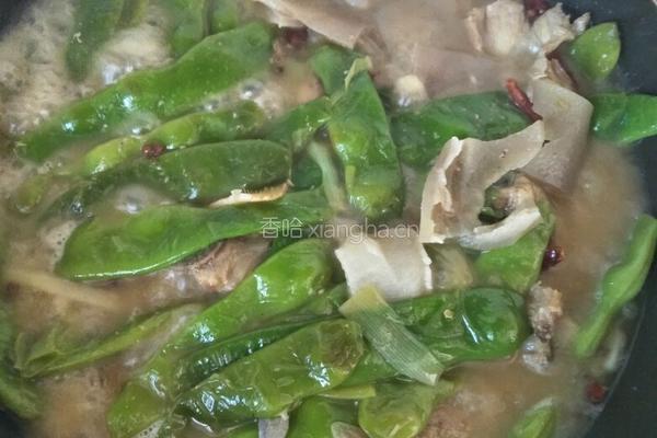 家常排骨炖豆角土豆的做法图解9