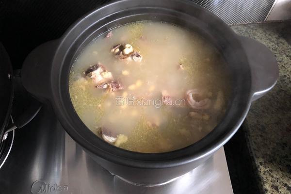 牛骨筋煲黄豆的做法图解10