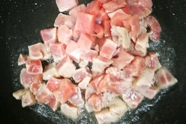 酱爆黄瓜肉丁的做法图解3