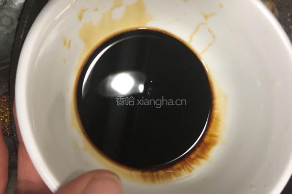 每日工作餐荤素搭配之（红烧肉+清炒莴笋）的做法图解7