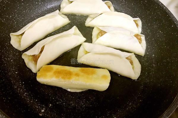 家庭版锅贴的做法图解10