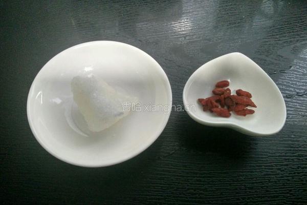 桂圆莲子银耳羹的做法图解7