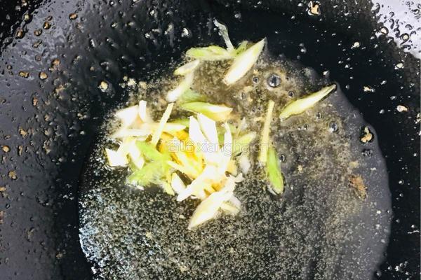 彩椒炒鸡丁的做法图解4
