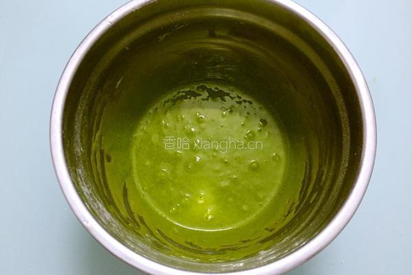 菠菜戚风蛋糕的做法图解6