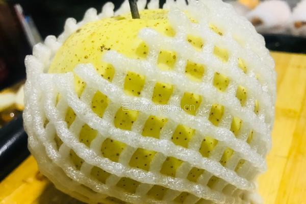 川贝枇杷雪梨羹的做法图解2