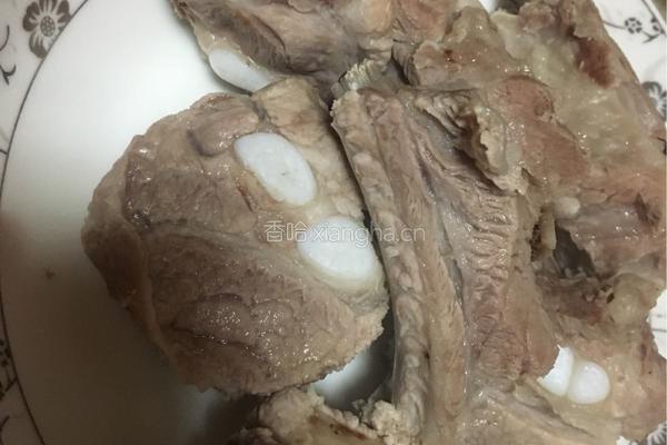 玉米排骨汤（孕期）的做法图解1