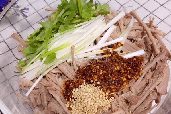 凉拌牛肉丝的做法图解12