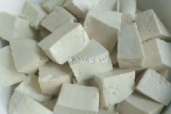 麻辣豆腐的做法图解1