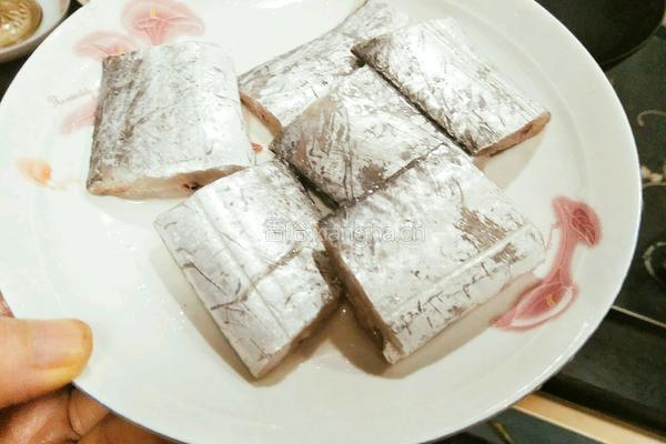 红烧带鱼的做法图解1