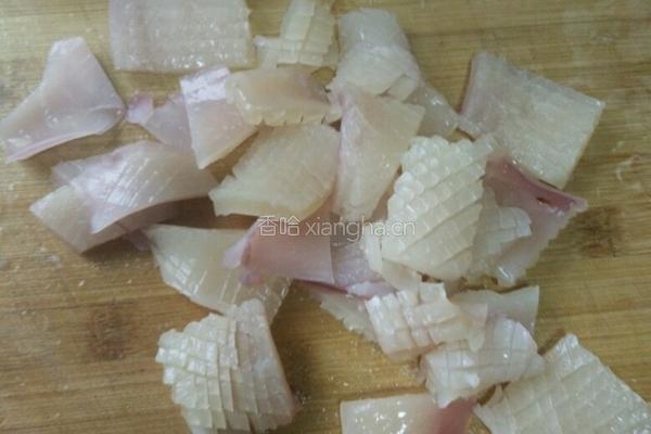 腰果鱿鱼花的做法图解3