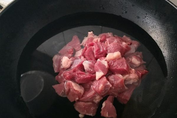 红烧牛肉的做法图解1