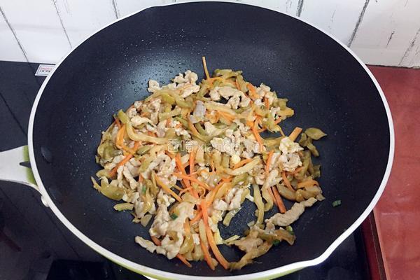 榨菜肉丝的做法图解16