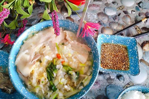 东北酸菜顿五花肉的做法图解6