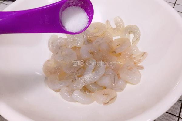 西芹虾仁炒腰果的做法图解4