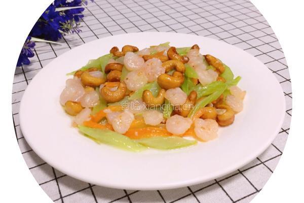 西芹虾仁炒腰果的做法图解13