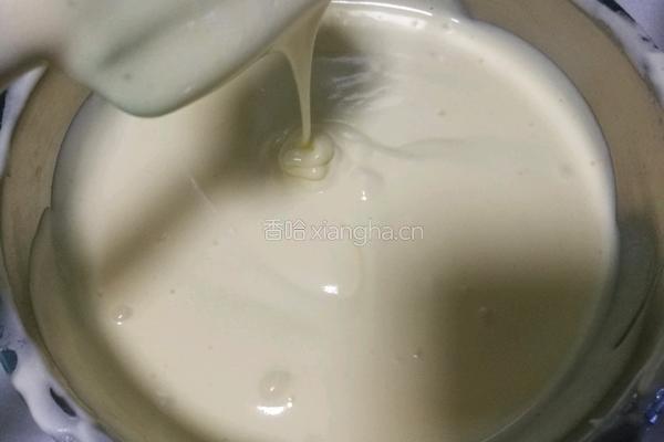 肉松小贝蛋糕的做法图解3
